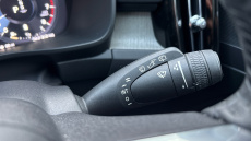 Volvo Xc40 2.0 B4P Inscription Pro 5dr Auto Petrol Estate